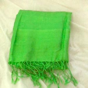 Green pashmina scarf